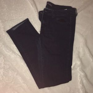 Dark Wash Logan Jegging
